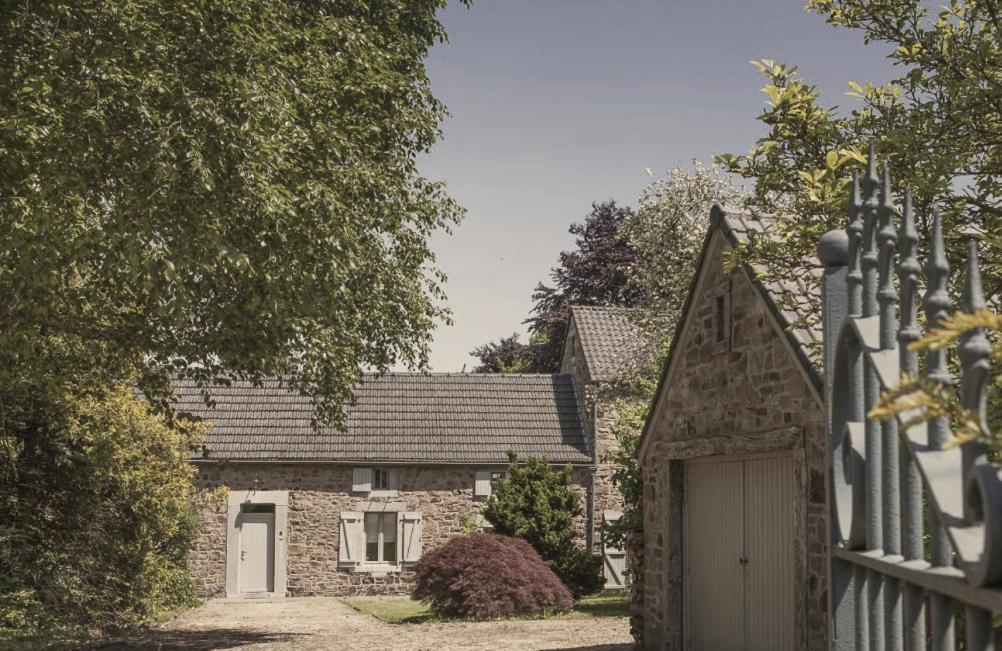 Domaine Sur Les Sarts Hotel 3*